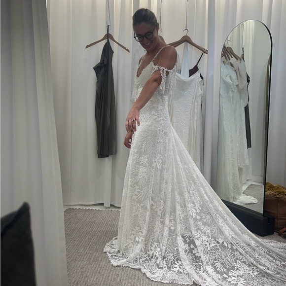Grace Loves Lace Sol Wedding Dress